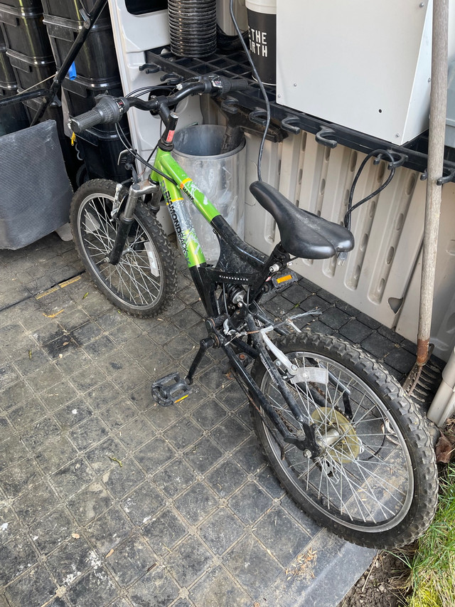 Diamondback bike in Mountain in La Ronge