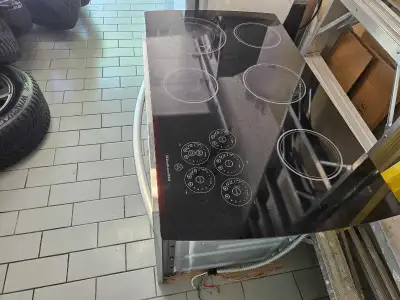 36”KitchenAid Electric Stove, View more
