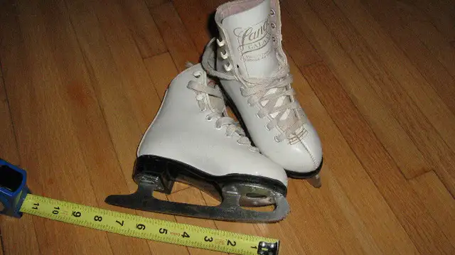 **Tot's Ice Skates, 5 pair ** in Skates & Blades in Calgary - Image 3