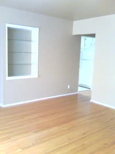 Room preference for female tenant $600 utilities included