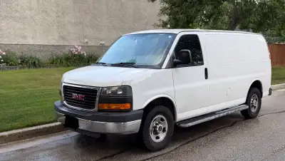 2015 GMC Savana 2500 Clean title Safetied Van is from British Columbia has no rust 4.8 v8 gas 179,00...