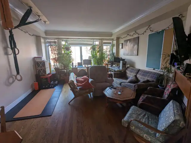 Bedroom for rent in 4-story condo, 3 minutes walk from uOttawa in Long Term Rentals in Ottawa - Image 6