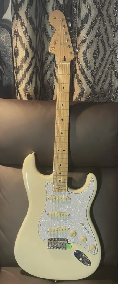 Fender Jimi Hendrix Strat, View more