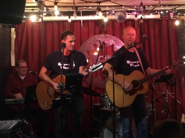 Looking for Singer/Guitar player in Artists & Musicians in Gatineau - Image 2