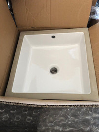 Lavabo sous un comptoir (quartz/marbre)