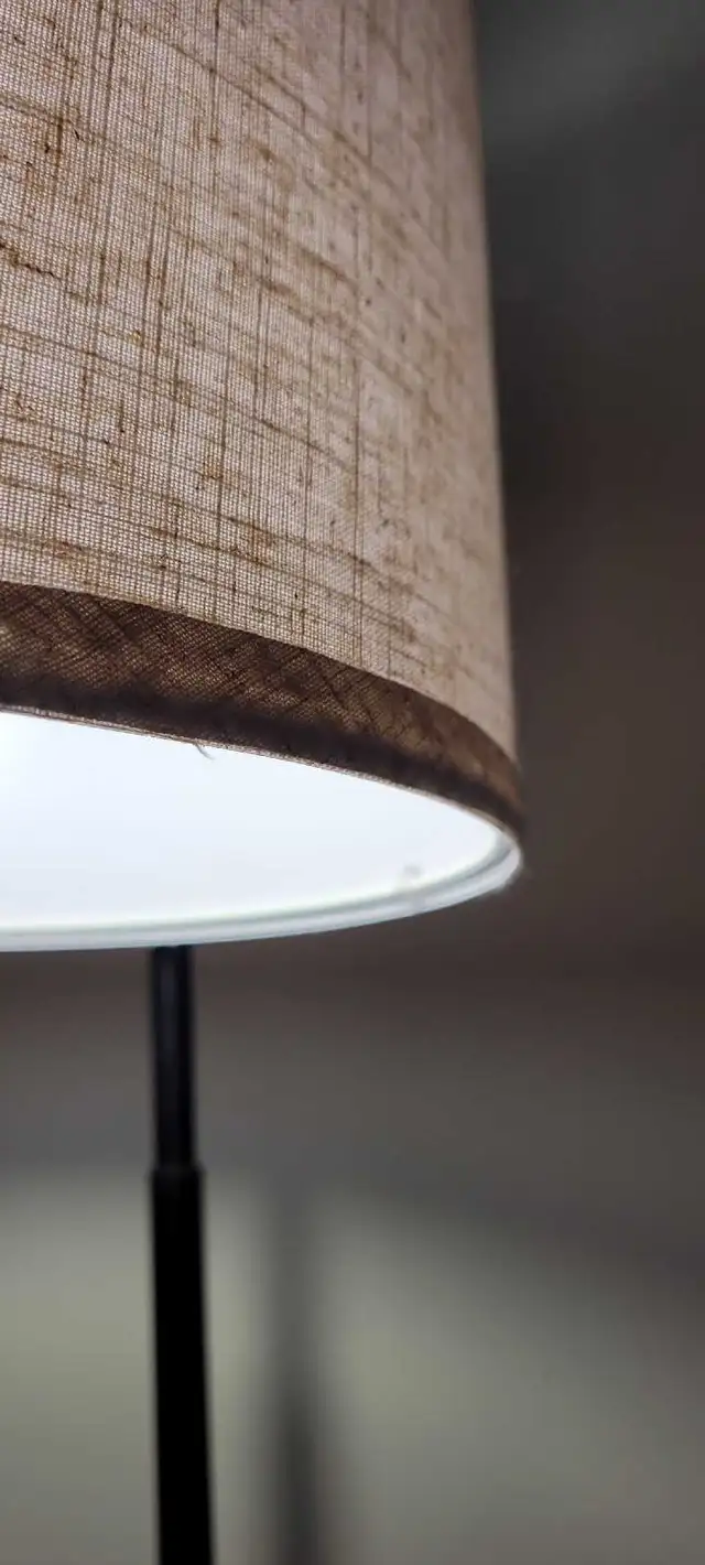Table Lamp in Indoor Lighting & Fans in Ottawa - Image 5