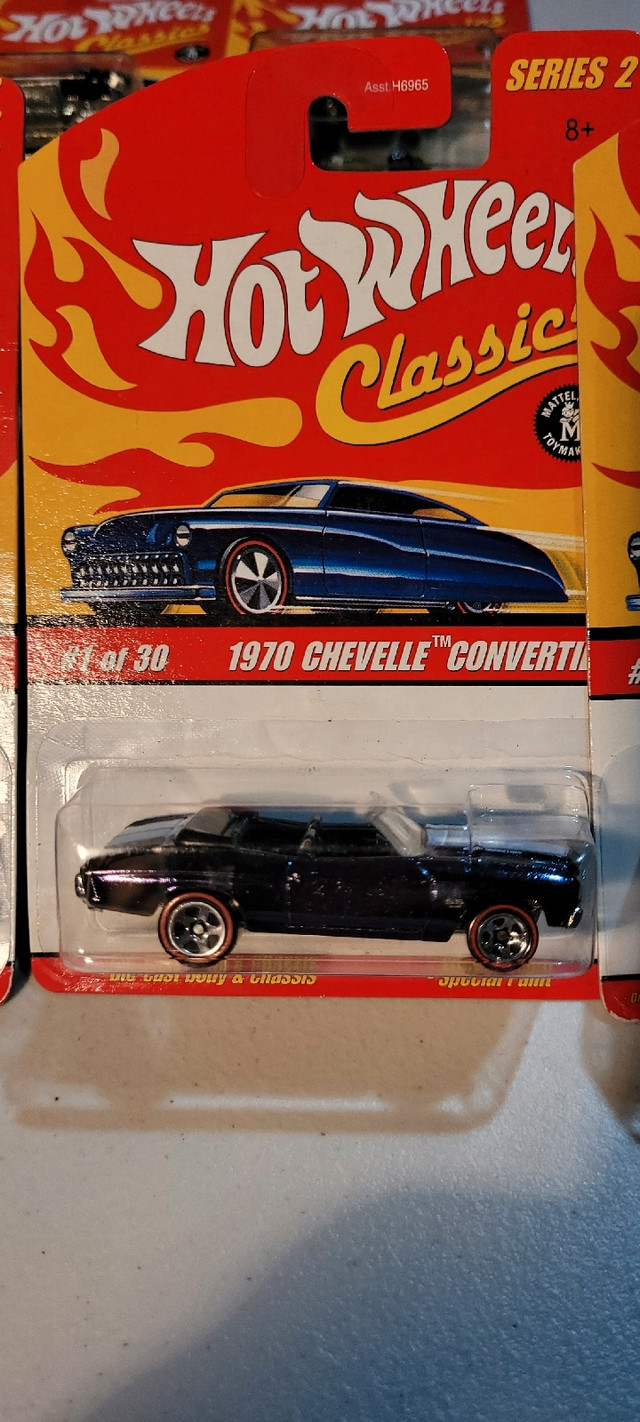 Hot Wheels Classics Series 2 1970 Chevelle Convertible $10 each in Arts & Collectibles in Barrie - Image 2