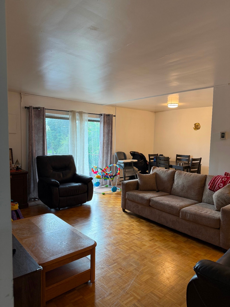 2 bedroom Apartment - available from October 1 2