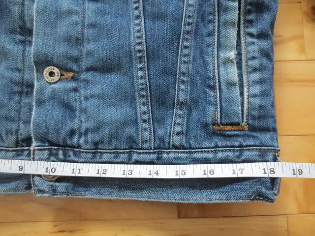 Carhartt Denim Jean Jacket Sherpa Lined J292 ABL Size Small in Men's in Timmins - Image 9