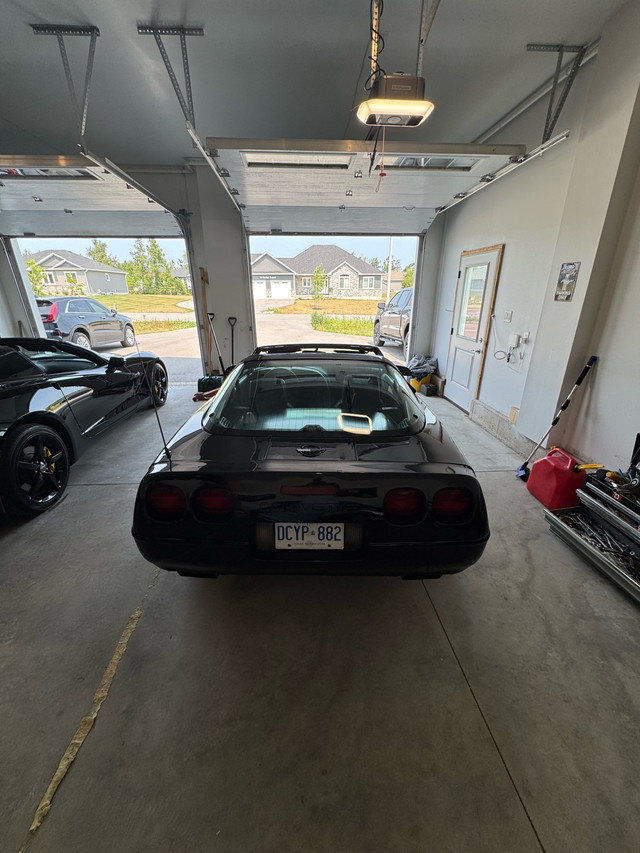 1993 Chevrolet corvette in Cars & Trucks in Barrie - Image 4