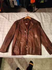 Mens brown leather jacket- barely worn- excellent condition 
