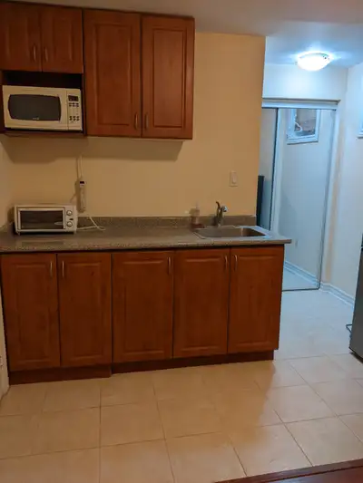Furnished Private room In House Basement(10ft Deep)  Near subway