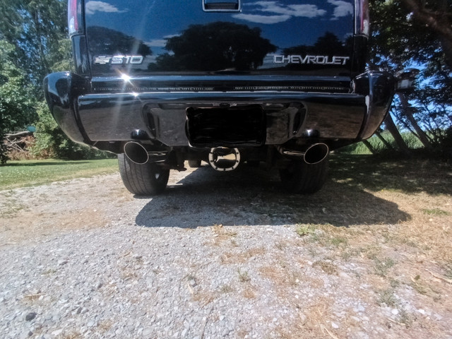 Rare 2000 Chevy S10 Step Side 4.3L 6 Cyl Extended Cab in Cars & Trucks in Mississauga / Peel Region - Image 3