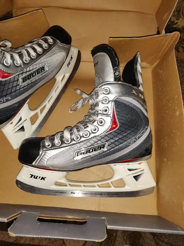 Bauer Skates in Skates & Blades in Markham / York Region - Image 9