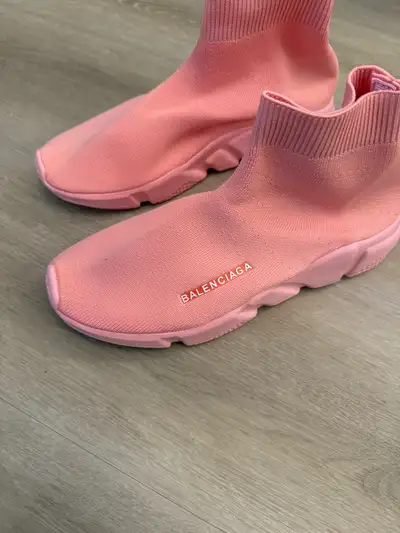 Balenciaga women’s shoes size 8, View more