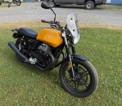 This bike is brand new! Lady owned.