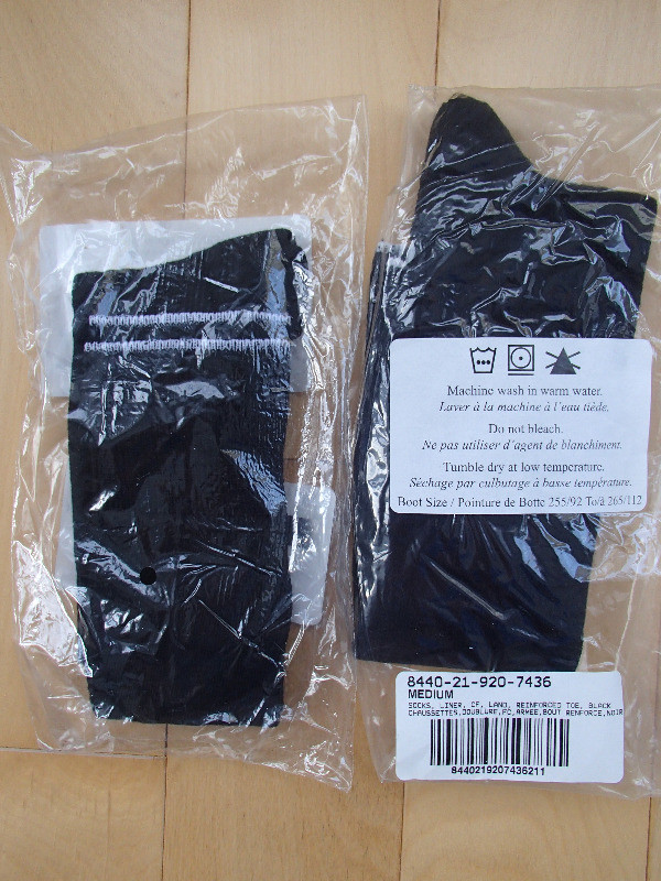 BRAND NEW BLACK SOCKS – GENUINE CANADIAN MILITARY ARMY SURPLUS in Other in Gatineau - Image 3