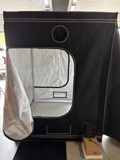 AC Infinity Grow Tent 5x5, View more
