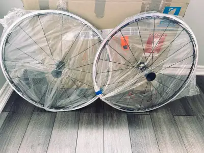 Dura Ace Carbon wheel set C24, View more