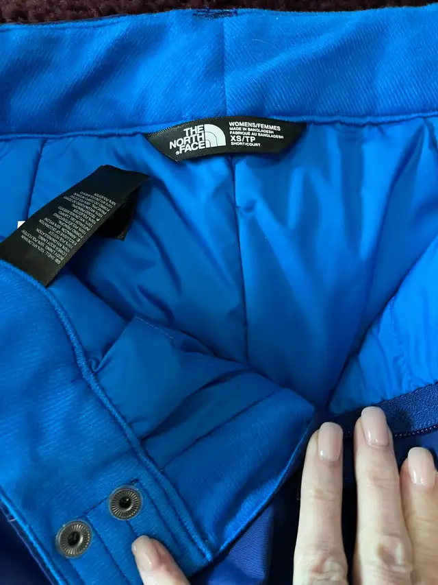 North Face Women’s Freedom ski pants BNWT in Women's - Bottoms in Markham / York Region - Image 6