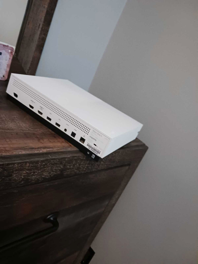 Xbox 1, 500 GB, 4K UHD in XBOX One in Winnipeg - Image 4
