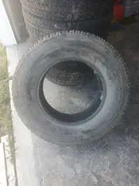 New tire LT275/70R18