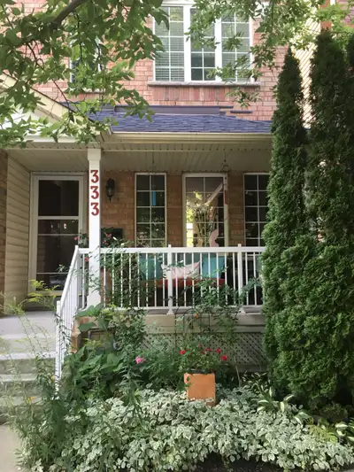 In the heart of Leslieville, shared accommodations, large bright bedroom with en-suite bathroom for...