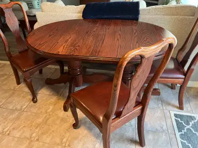 Dining/Kitchen Table Set, View more