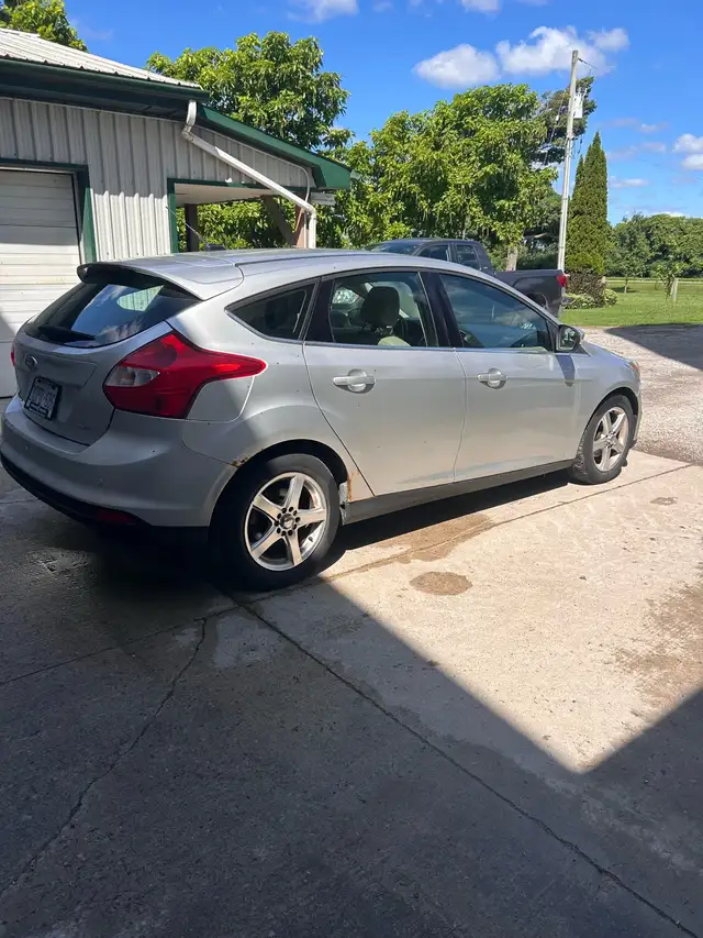 2012 Ford Focus SEL “AS IS”527572016206991363