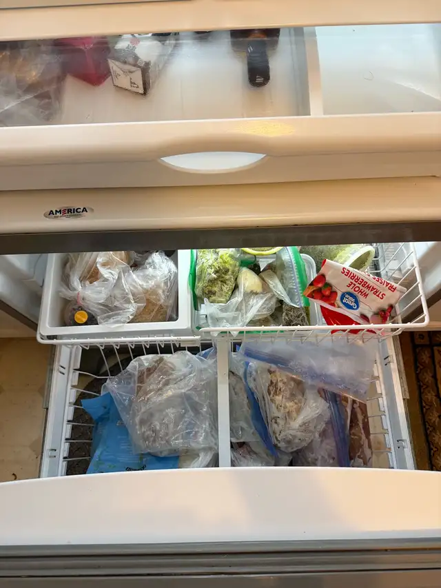 KitchenAid 36-inch French Door Refrigerator (stainless steel fin in Refrigerators in City of Toronto - Image 5