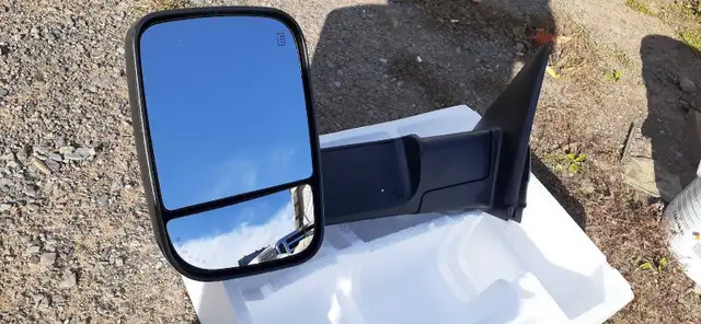 Towing mirror for Dodge Ram 1500 in Auto Body Parts in Annapolis Valley - Image 2