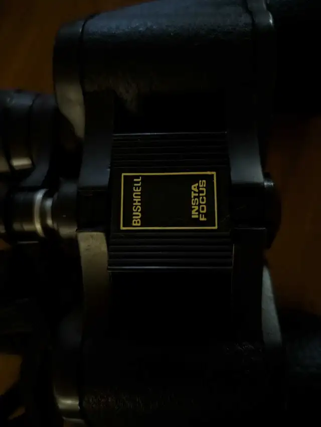 Bushnell Binoculars in Fishing, Camping & Outdoors in Muskoka - Image 2