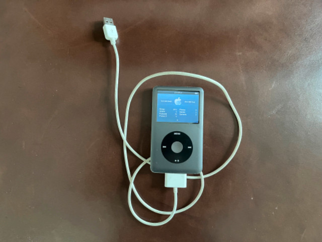 iPod Classic 7th Gen. 160Gb in iPods & MP3s in Penticton - Image 3