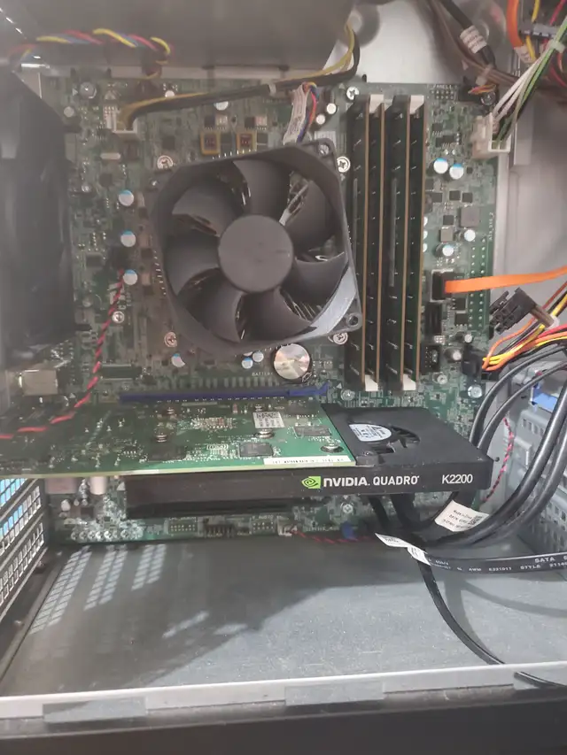 DELL budget PC gaming game Intel Xeon 16GB NVIDIA Quadro 4GB in Desktop Computers in City of Toronto - Image 7