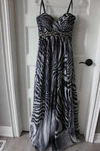 PROM and PARTY DRESSES New or Like New Small Size