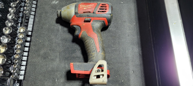Used Milwaukee 2656-20 impact driver (no battery) in Power Tools in Woodstock - Image 3