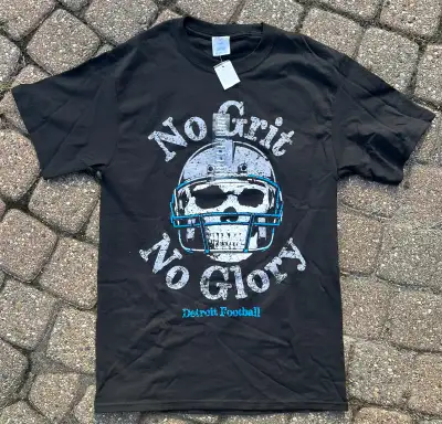New Detroit Lions T Shirt Sz S With Tags & Sticker, View more