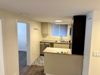 Modern 2-Bedroom Gem: Newly Renovated with Utilities Included