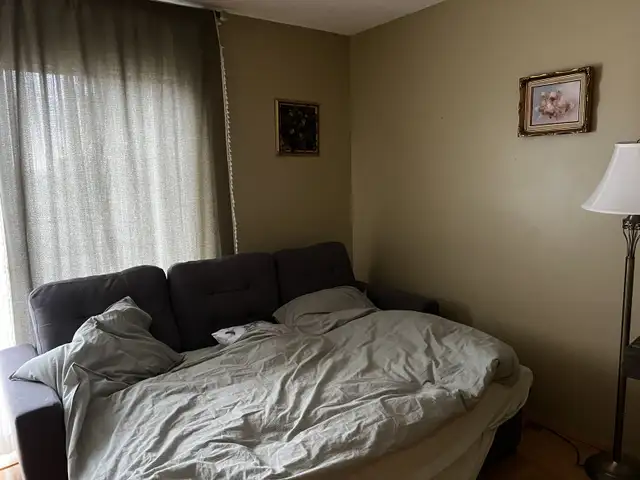 Room per a day/night  in British Columbia in Canada - Image 11