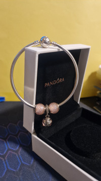 AUTHENTIC PANDORA Bangle Bracelet BRAND NEW with 3 Pink Charms
