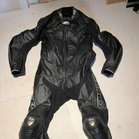Gimoto Leather Suit
