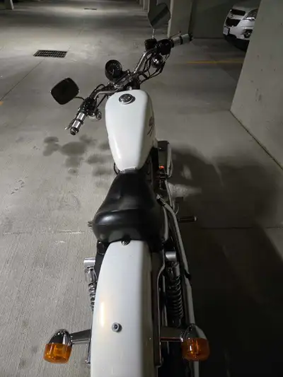 Bike is in great condition, comes with a cover and a set of buck horn bars and drag bars also have a...