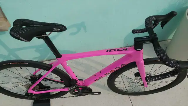 DeRosa Idol 105Di2 Carbon 46s (52cm) in Road in Kitchener / Waterloo - Image 4