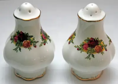 Royal Albert "Old Country Roses" Pieces, View more