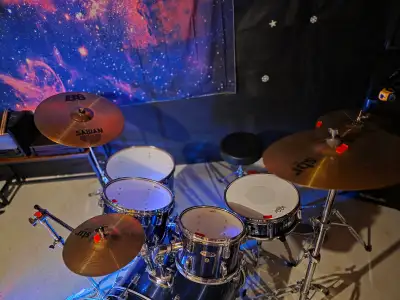 drum set mint condition, View more