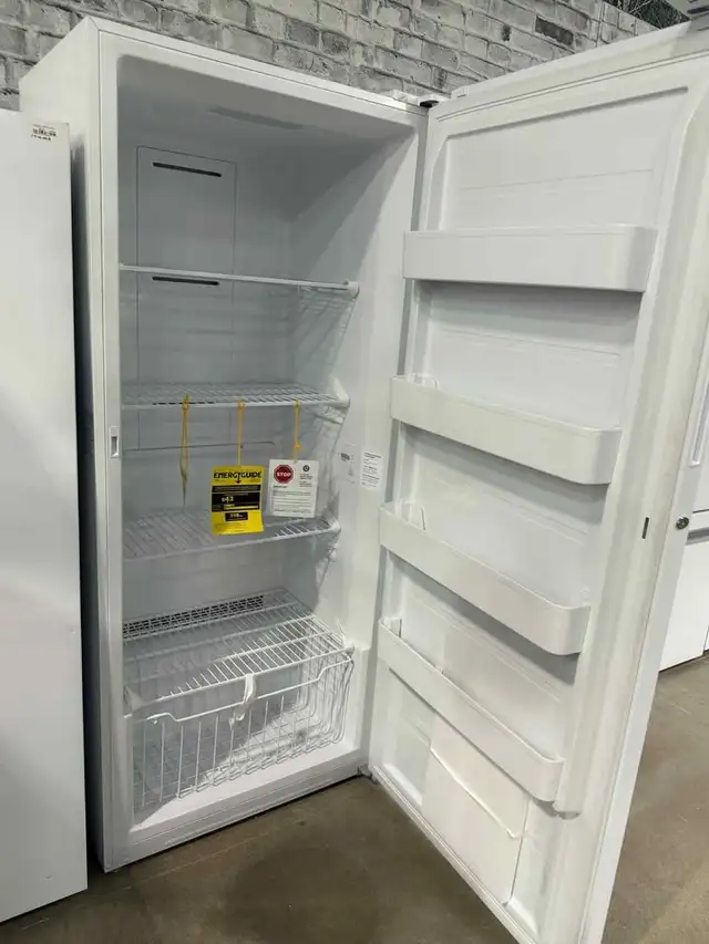 Econoplus Halifax Big Sales Hisense Convertible Fridge Freezer in Refrigerators in City of Halifax - Image 3