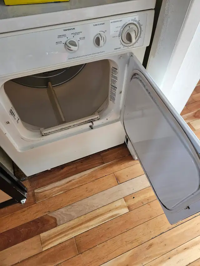 Front-Loading Washer and Dryer407113971302420483