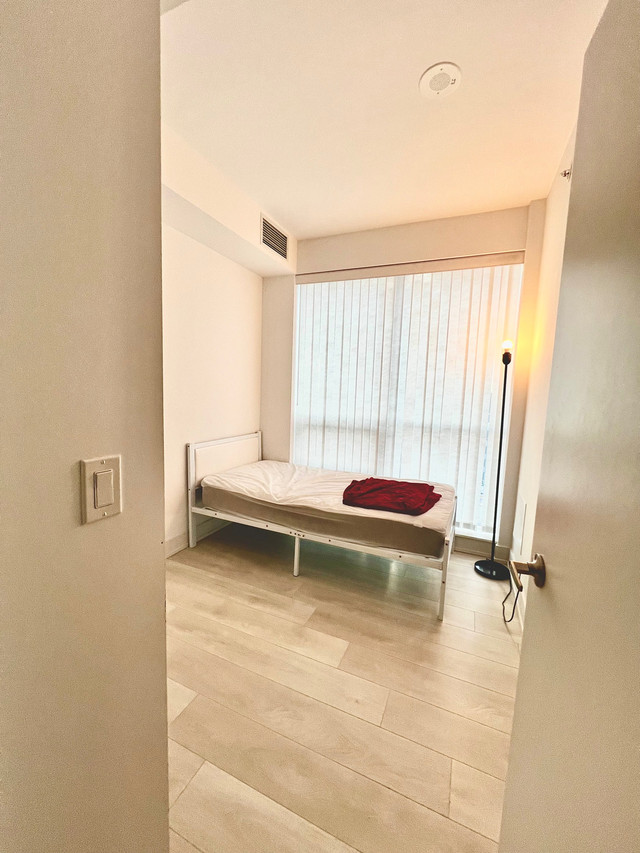 All inclusive Private Room for rent on Subway  in Room Rentals & Roommates in City of Toronto