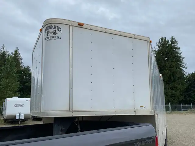 Gooseneck enclosed trailer for sale in Cargo & Utility Trailers in Kamloops - Image 9