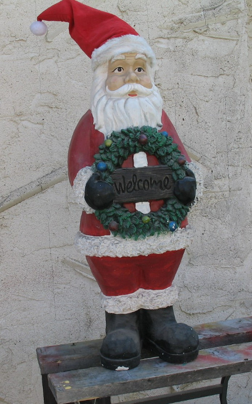 Large Outdoor Santa Claus Ceramic-Welcome Sign- Great Condition- in Outdoor Décor in Edmonton